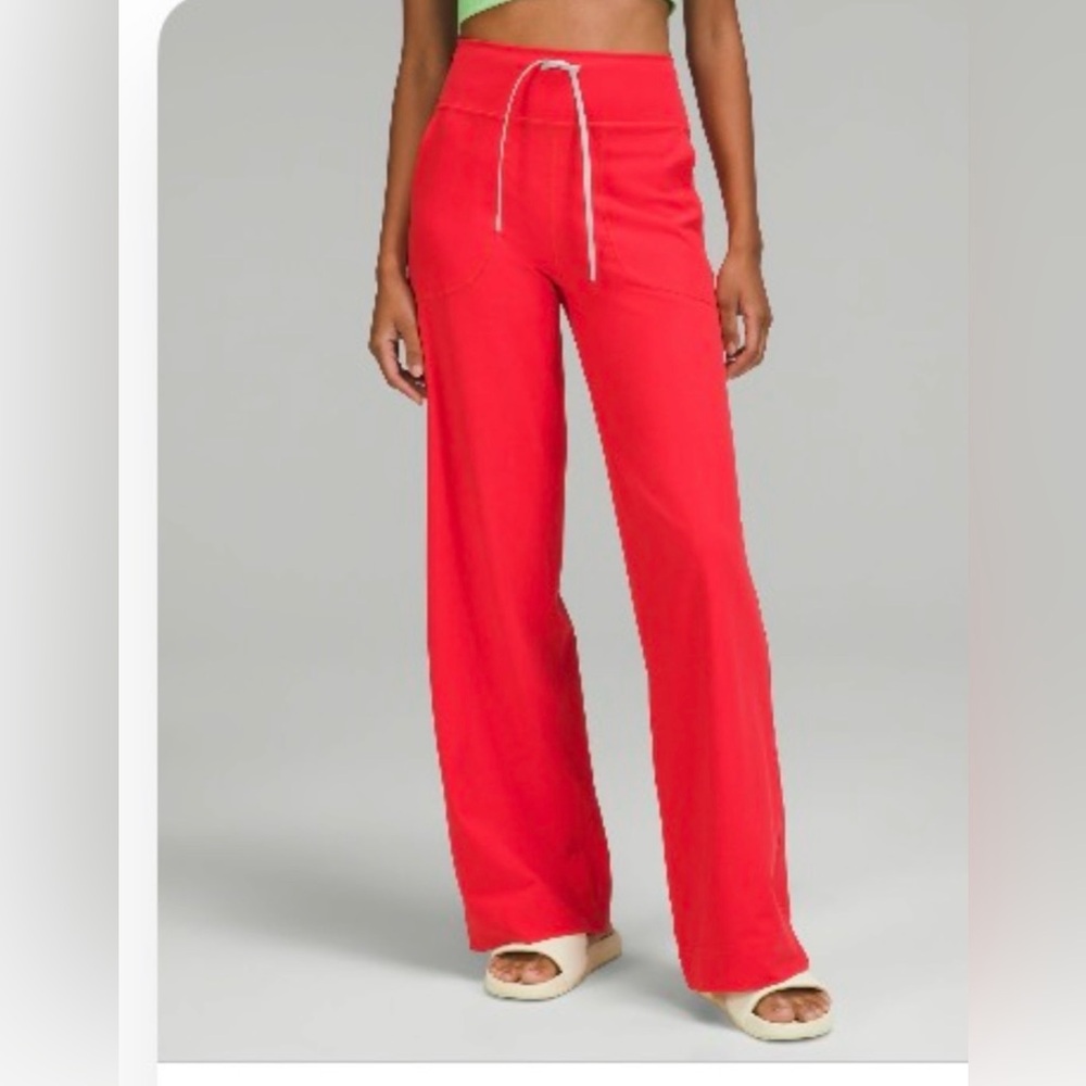 Lululemon Throwback Still Pants - Carnation Red - Size 8